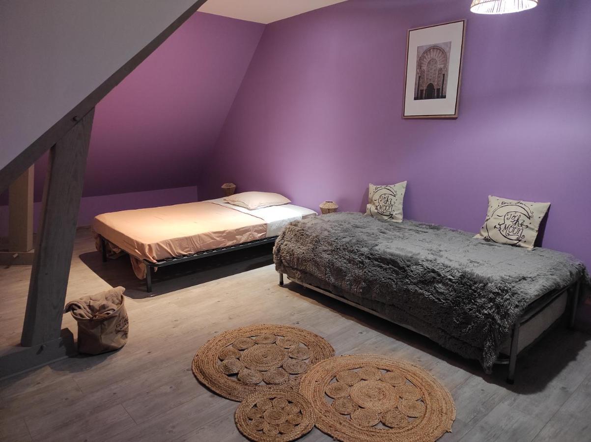 Agréable et spacieuse chambre familiale Sansac-de-Marmiesse Extérieur photo
